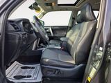 Used 2022 Toyota 4Runner SR5 Premium image 2