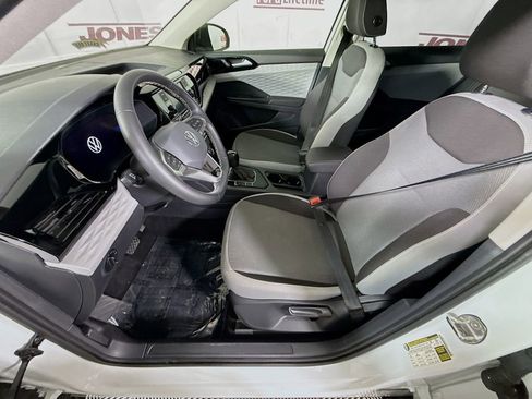 Used 2023 Volkswagen Taos S FWD image 23
