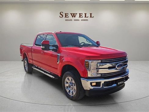 Used 2018 Ford F250 Lariat w/ Lariat Value Package image 6