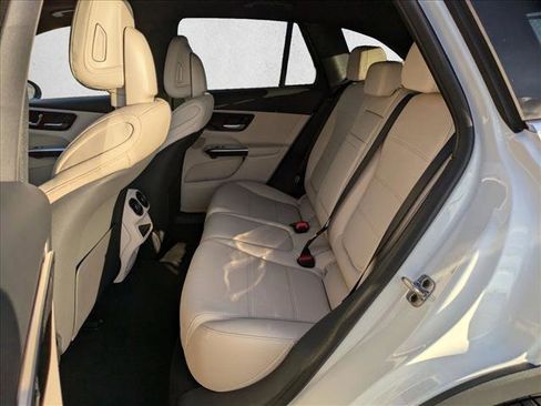 Certified 2026 Mercedes-Benz GLC 300 image 18