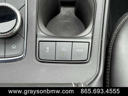 Used 2025 Cadillac XT4 Premium Luxury image 17