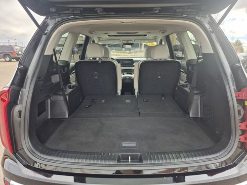 Certified 2024 Kia Telluride S w/ S Sunroof Package image 16