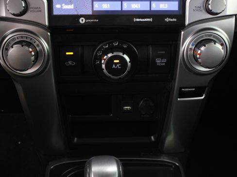 Used 2024 Toyota 4Runner SR5 Premium w/ Moonroof Package RWD image 20