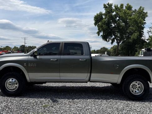 Used 2013 RAM 3500 Laramie AWD/4WD image 4