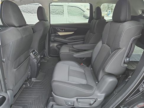 Used 2022 Subaru Ascent Premium w/ Convenience Package image 15