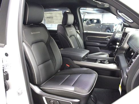 New 2026 RAM 1500 Laramie AWD/4WD image 35