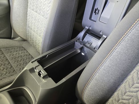 Certified 2024 Chevrolet Equinox LT FWD image 27