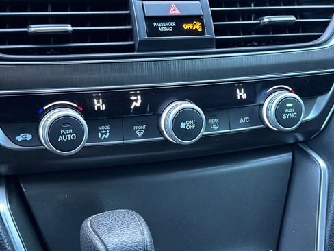 Used 2019 Honda Accord LX image 19