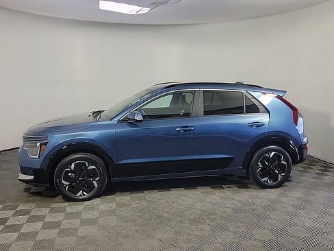 Used 2025 Kia Niro Wind w/ Wind Preserve Package FWD image 12