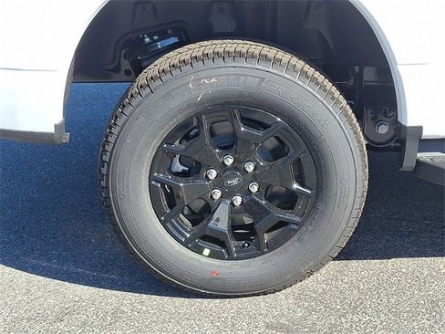 New 2025 Ford F150 Lightning XLT image 5