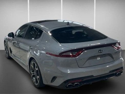 Used 2019 Kia Stinger GT1 image 5
