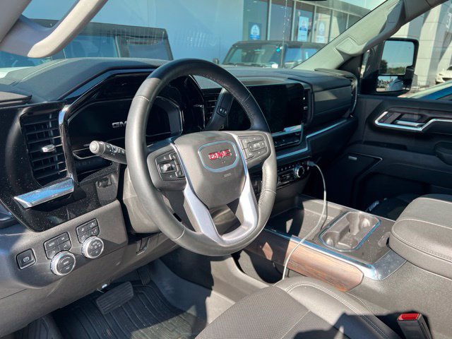 Used 2025 GMC Sierra 2500 SLT w/ SLT Premium Package AWD/4WD image 14