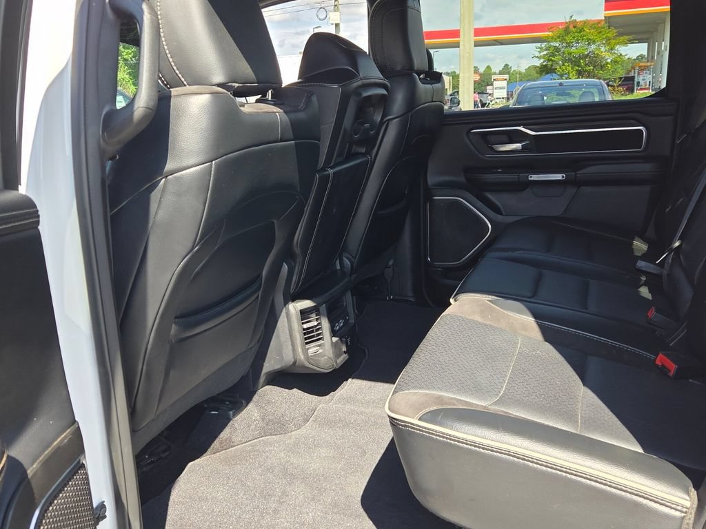 Used 2025 RAM 1500 Laramie AWD/4WD image 5