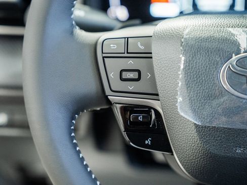 New 2026 Toyota Camry SE image 26