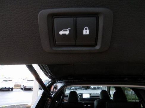 New 2025 Mitsubishi Outlander SEL image 12