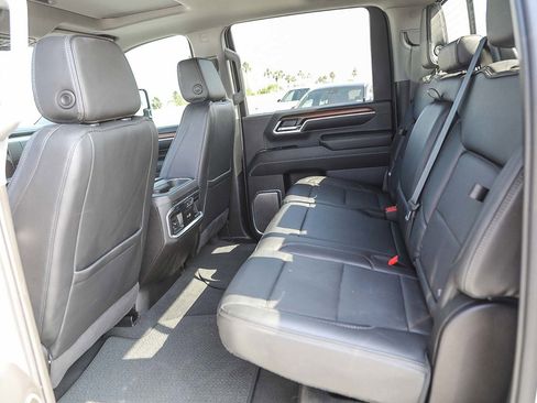 Used 2024 GMC Sierra 3500 Denali image 18