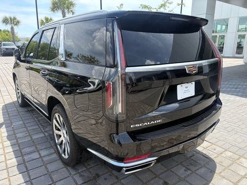 Used 2021 Cadillac Escalade Premium Luxury Platinum AWD/4WD image 8