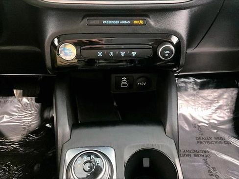 Used 2025 Ford Escape Platinum AWD/4WD image 21