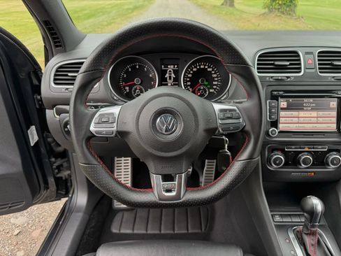 Used 2010 Volkswagen GTI 2-Door FWD image 84