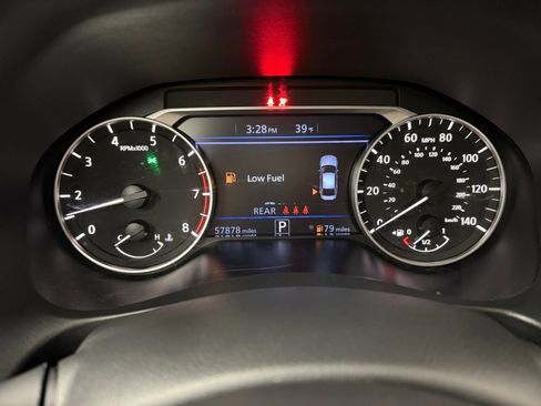 Used 2024 Nissan Altima 2.5 SV image 16