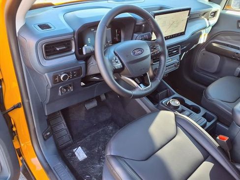 New 2026 Ford Maverick Lariat w/ Black Appearance Package image 9