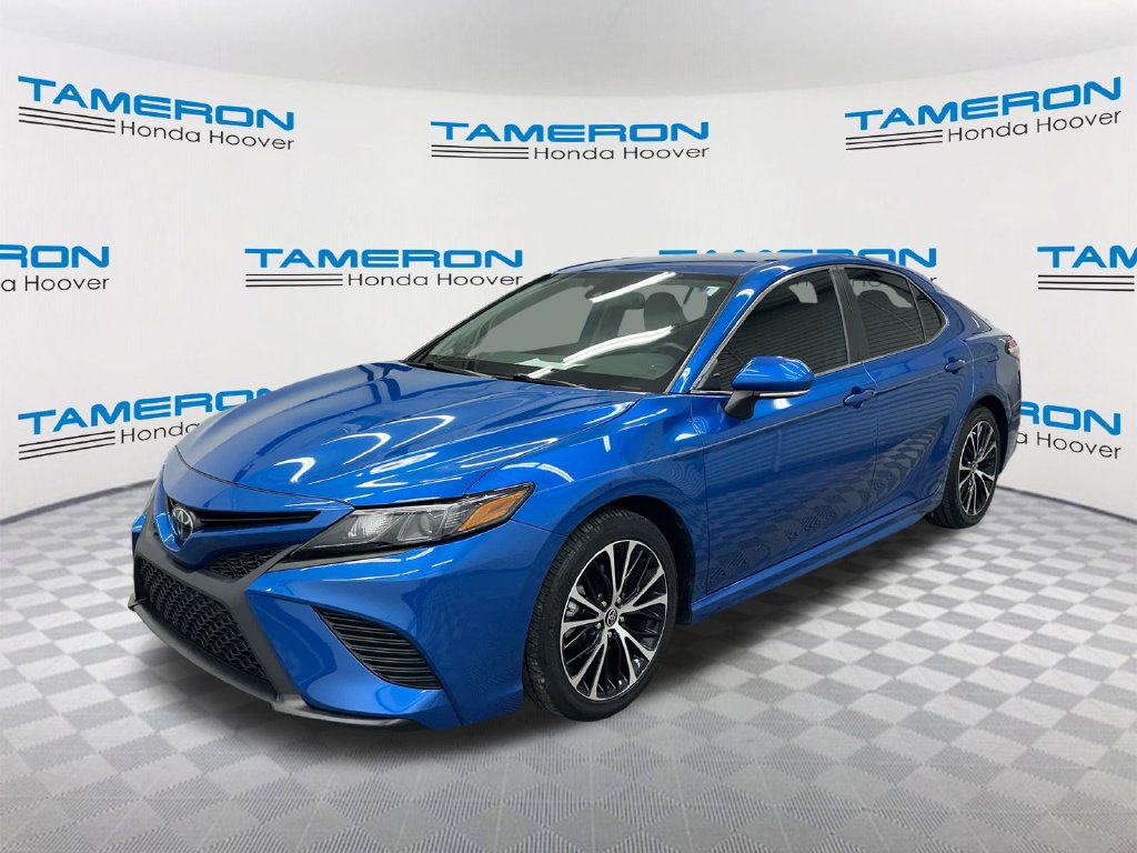 Used 2020 Toyota Camry SE w/ Convenience Package FWD image 1