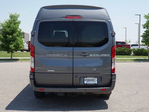 Used 2022 Ford Transit 150 Low Roof AWD image 5