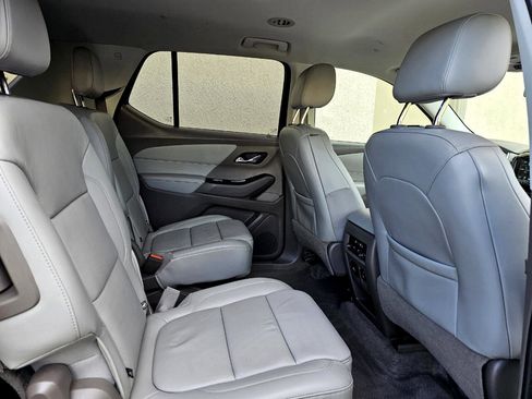 Used 2018 Chevrolet Traverse LT w/ LPO, 'HIT The Road' Package image 22