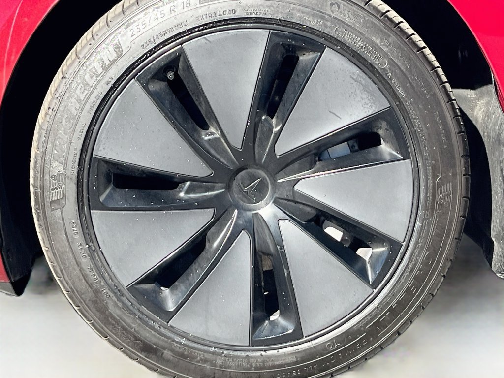 Used 2025 Tesla Model 3 Long Range RWD image 31