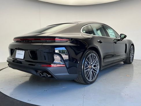 Used 2026 Porsche Panamera RWD image 22