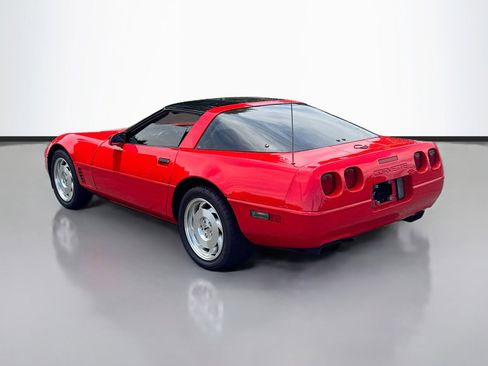 Used 1995 Chevrolet Corvette Coupe RWD image 5