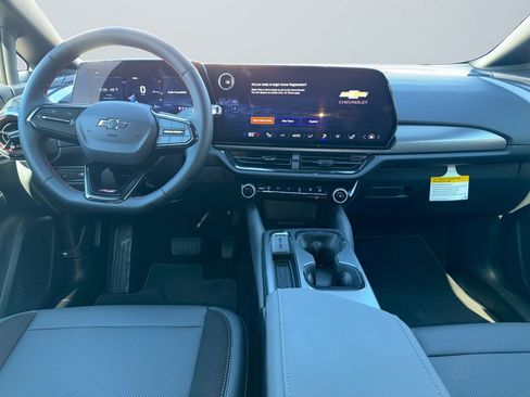 New 2026 Chevrolet Equinox EV RS image 10