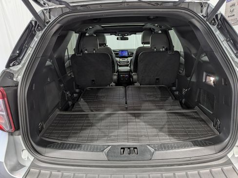 Used 2022 Ford Explorer Timberline w/ Timberline Technology Package AWD/4WD image 11