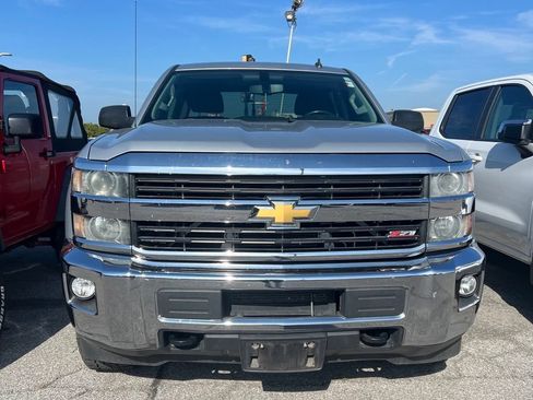 Used 2015 Chevrolet Silverado 2500 LT w/ LT Convenience Package AWD/4WD image 2