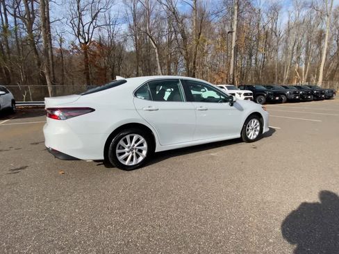 Used 2023 Toyota Camry LE image 16
