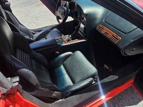 Used 1996 Chevrolet Corvette Convertible RWD image 17
