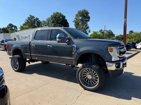 Used 2020 Ford F250 XLT w/ XLT Premium Package AWD/4WD image 5