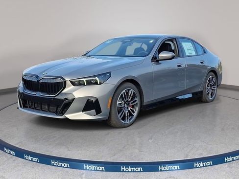 New 2026 BMW 530i xDrive 530i xDrive w/ M Sport Package image 1