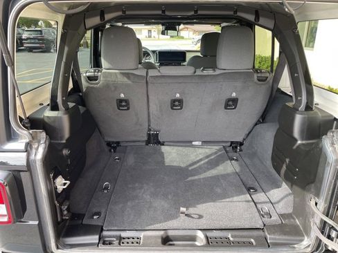 Certified 2024 Jeep Wrangler Willys image 22