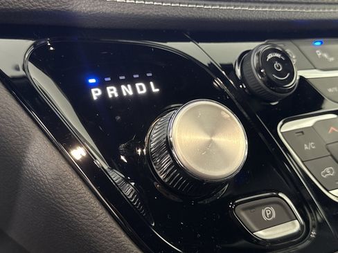 New 2026 Chrysler Pacifica Select image 26