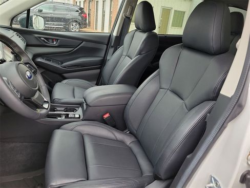 Used 2025 Subaru Ascent Bronze Edition image 16
