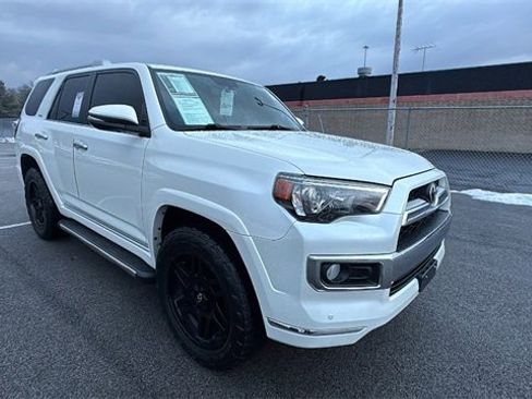 Used 2018 Toyota 4Runner Limited image 7