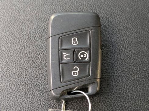 Used 2019 Volkswagen Atlas SE w/ Panoramic Sunroof Package AWD/4WD image 38