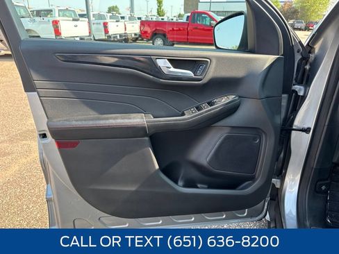 Used 2023 Ford Escape ST-Line w/ Tech Pack #1 AWD/4WD image 28