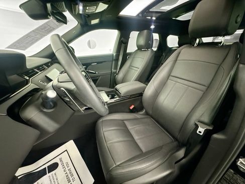 Used 2026 Land Rover Range Rover Evoque S AWD/4WD image 21