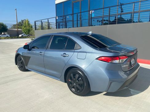 Used 2020 Toyota Corolla LE FWD image 8