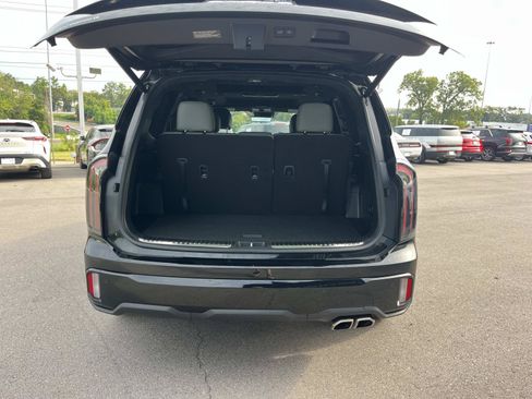 Used 2024 Kia Telluride SX Prestige X-Pro AWD/4WD image 12
