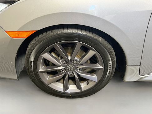Used 2020 Honda Civic EX image 13