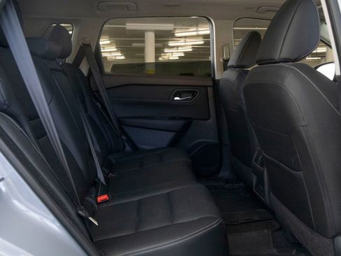 Used 2023 Nissan Rogue SL FWD image 24