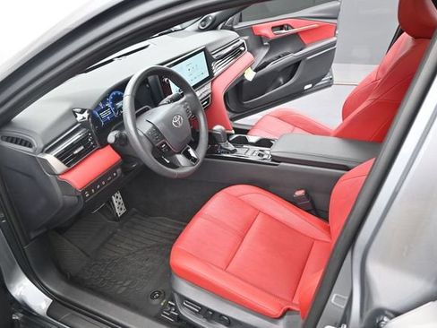 Used 2026 Toyota Camry XSE w/ Premium Plus Package FWD image 5